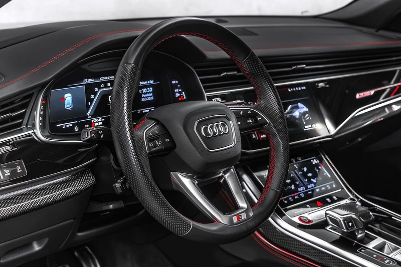 Audi SQ8 competition+, karbon, panorama - fotka 19 z 34