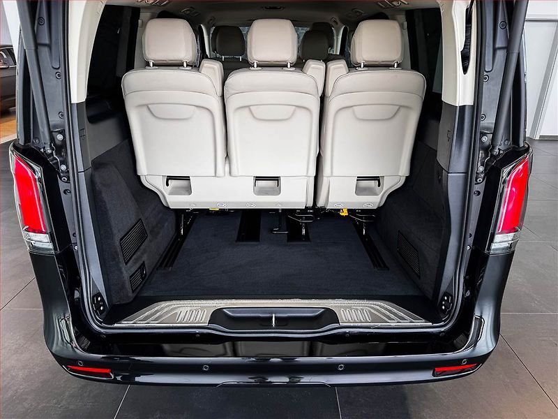 Mercedes-Benz Třídy V (2025) 300 d 4MATIC, ČR, 1Maj, DPH - fotka 10 z 25