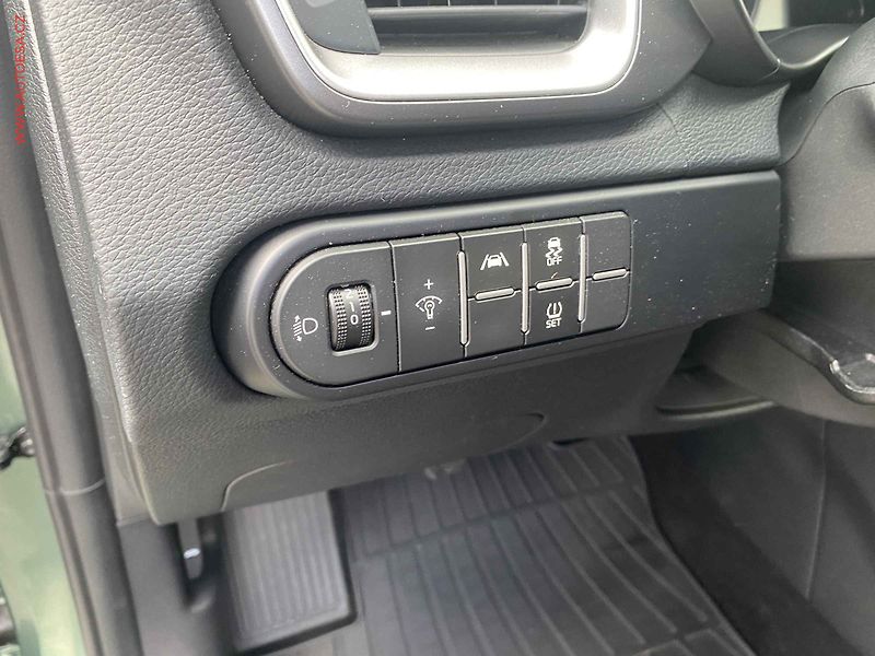 Kia Ceed (2023) 1.5 T-GDi SW, 1.maj,ČR, TOP - fotka 14 z 17