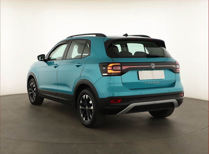 Volkswagen T-Cross (2023) Life 1.0 TSI, Automat - fotka 4 z 18