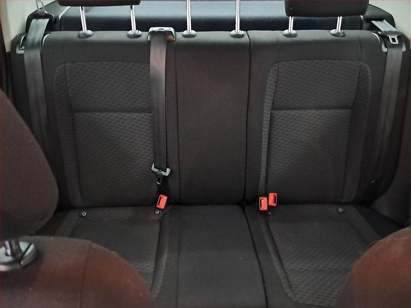 Škoda Fabia (2010) 1.2 TSI, Tažné, Klima - fotka 10 z 13