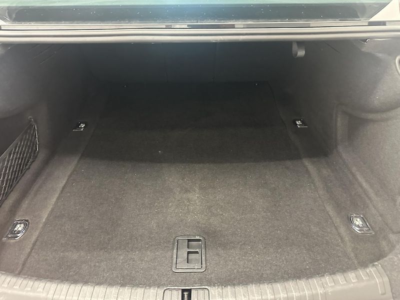 Audi A6 (2022) 45 TDI QUATTRO*CZ*1.MAJ*DPH - fotka 16 z 17