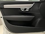 Volvo V90 B4 MOMENTUM AUT  - náhled 7