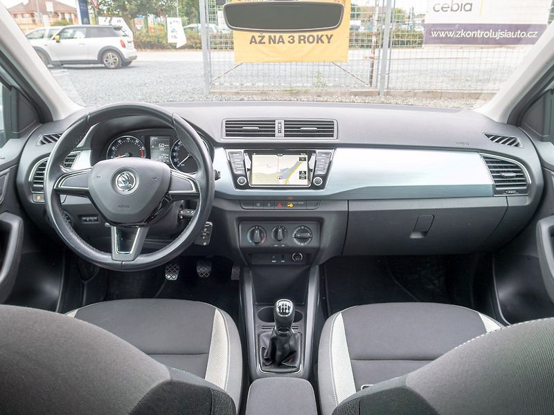 Škoda Fabia (2016) 11/16 1.0i 55KW – TEMPOMAT - fotka 12 z 38