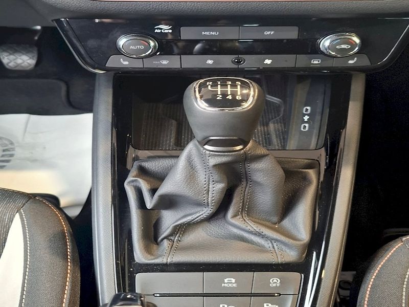 Škoda Scala (2025) SELECTION TSI 85/1.0 M6F - fotka 27 z 50