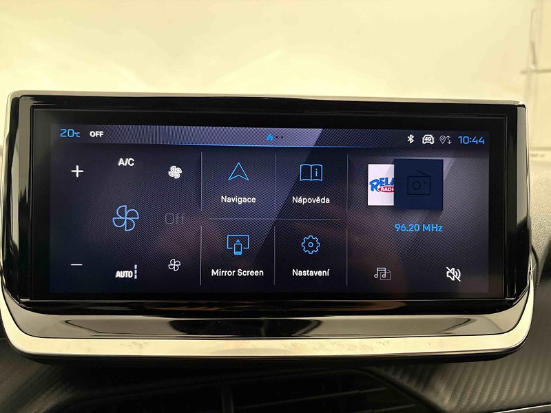 Peugeot 2008 (2026) Allure Hybrid 145 e-DCS6 - fotka 24 z 36