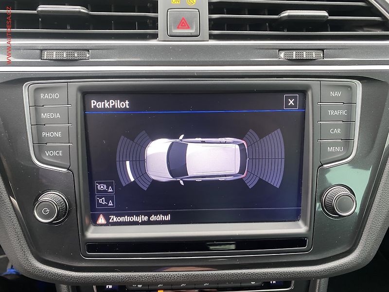Volkswagen Tiguan (2016) 2.0 TDI 4x4, Highline, DSG, - fotka 20 z 21