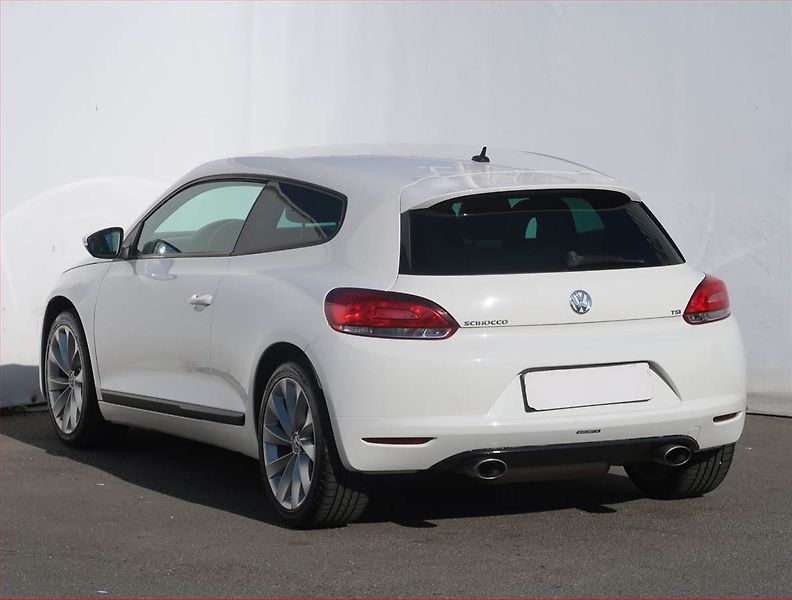 Volkswagen Scirocco (2009) Sport 1.4 TSI, Xenony - fotka 4 z 17
