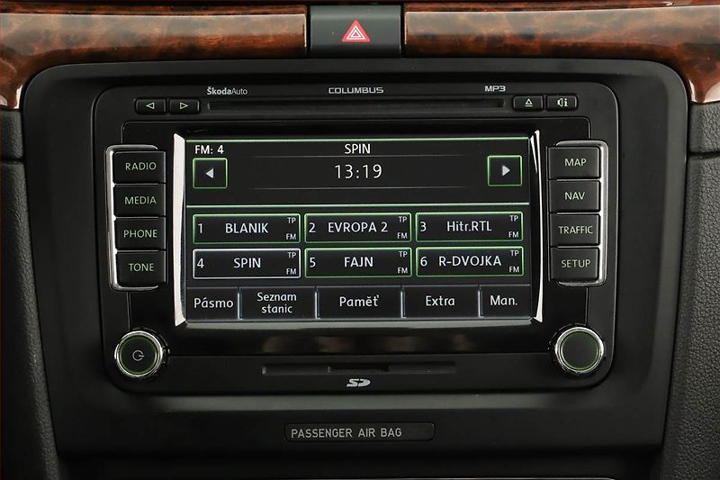 Škoda Superb (2008) 2.0 TDI, Automat, Navi, Xenony - fotka 13 z 19