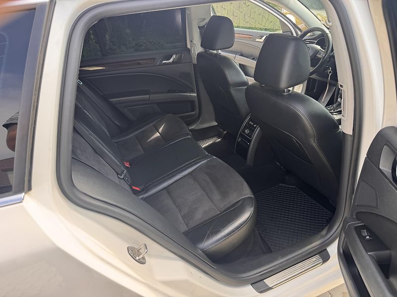Škoda Superb 2.0TDI 103Kw DSG Elegance - fotka 15 z 18