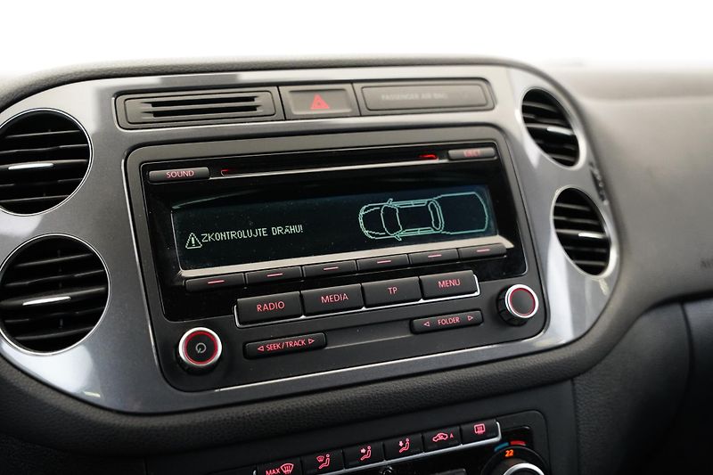Volkswagen Tiguan - fotka 17 z 21