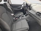 Hyundai i30 (2023) Smart 1.5 T-GDI MHEV, ČR,1.maj - náhled 9