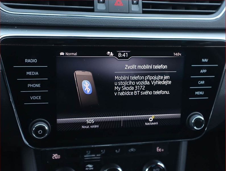 Škoda Superb (2021) Business Plus iV 1.4 TSI PHEV - fotka 19 z 25