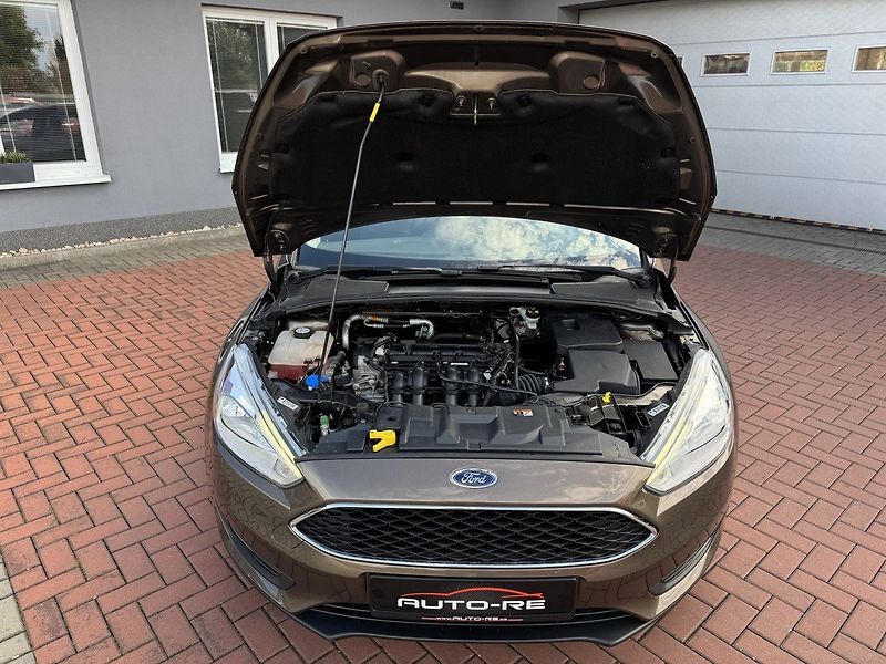 Ford Focus (2017) 1.6 Ti-VCT Digi Klima Tempomat - fotka 30 z 45