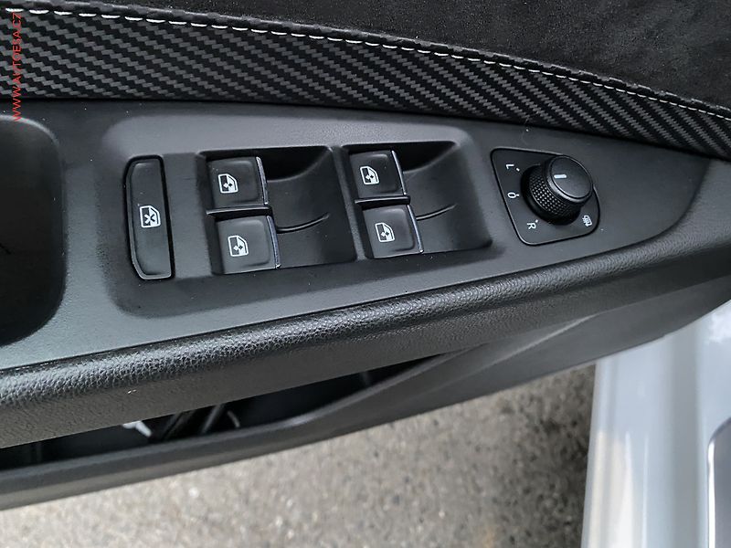 Seat Leon (2017) 2.0 TSi 4Drive, ČR - fotka 11 z 18