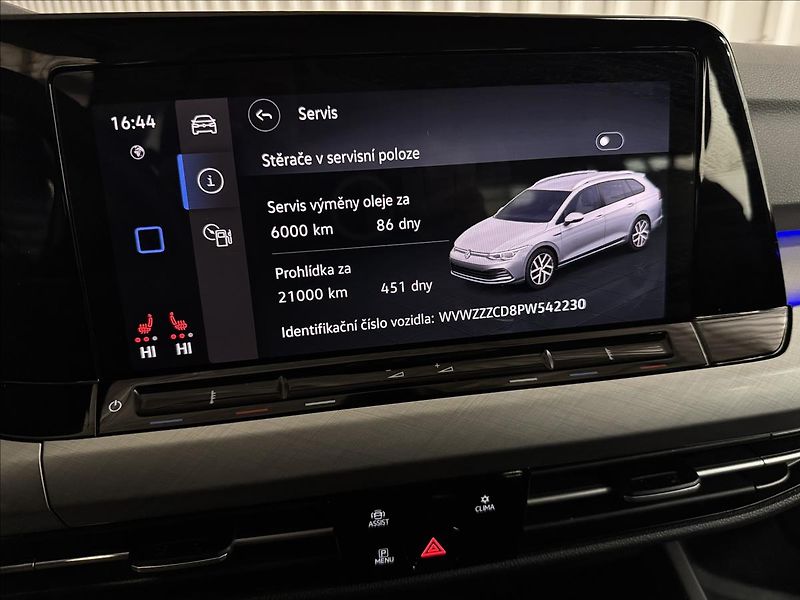 Volkswagen Golf 1.5TGI 96kW DSG ACC 2XKOLA DPH - fotka 22 z 41