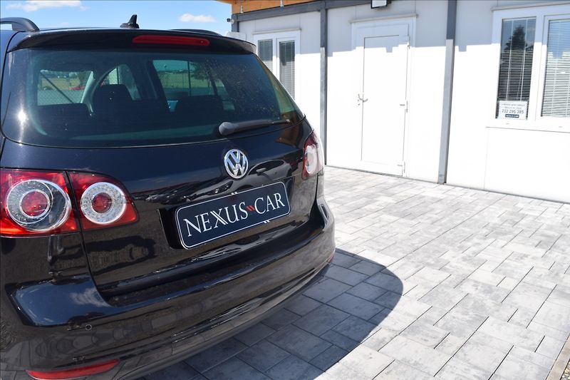 Volkswagen Golf Plus 1,4 i 59KW VÝHŘEV NAVI ALU - fotka 12 z 46