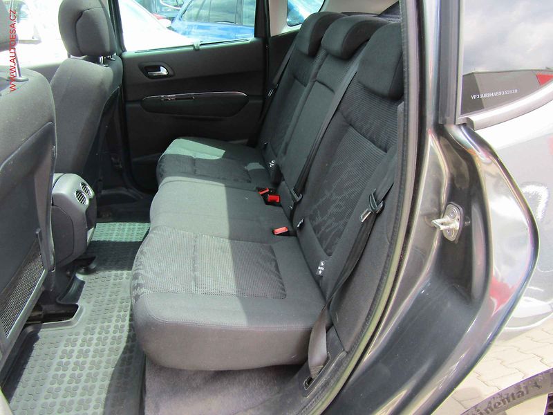 Peugeot 3008 (2012) 2.0HDI, ČR, AT, headUP, xenon - fotka 10 z 17