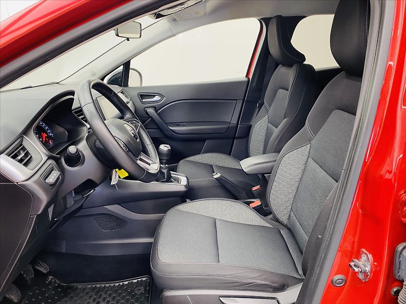 Renault Captur 1,0 TCe 67kW 1. maj. ČR - fotka 5 z 29
