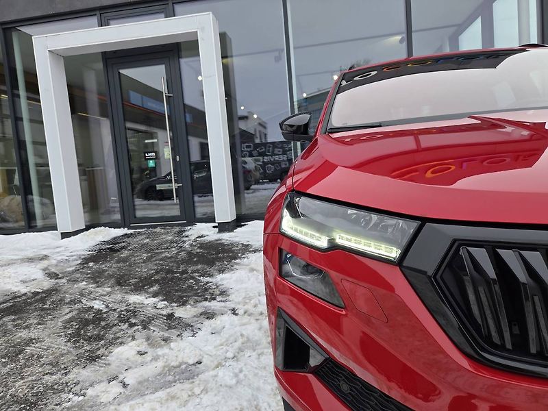 Škoda Karoq Sportline 1.5 TSI DSG tažné - fotka 6 z 45