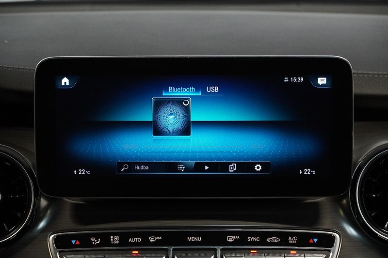 Mercedes-Benz Třídy V 300d 4M,ČR,1.M,EXCLUSIVE,PANO - fotka 36 z 41