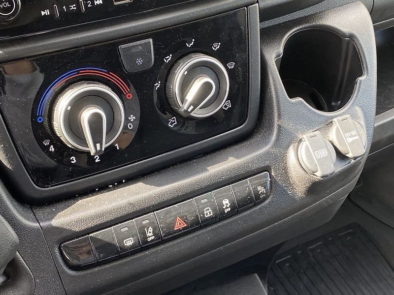 Toyota Proace Max 2.2D, ČR, Life L2H2, DPH - fotka 13 z 15
