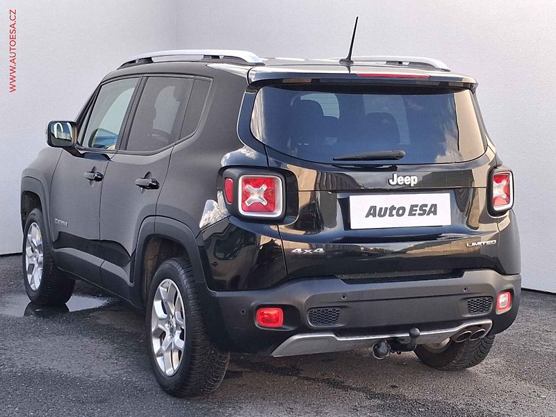 Jeep Renegade (2015) 2.0 MJT 4x4, ČR, Limited, TZ - fotka 6 z 16