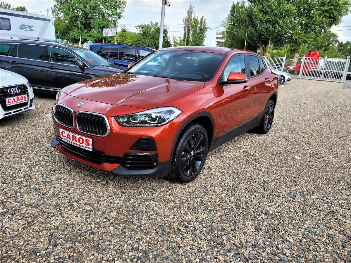 BMW X2 18i sdrive,led,navi,kůže,