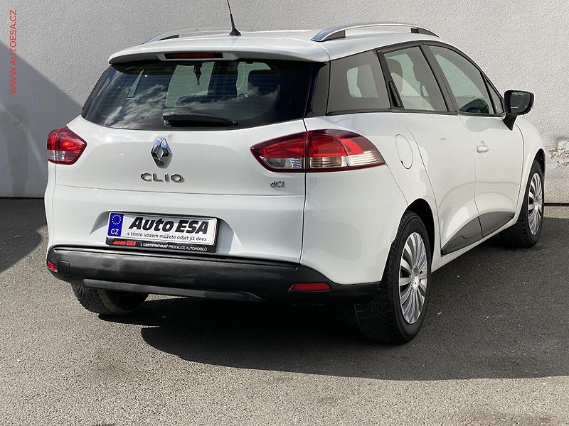 Renault Clio (2015) 1.5dCi, ČR, AC, + kola - fotka 4 z 17