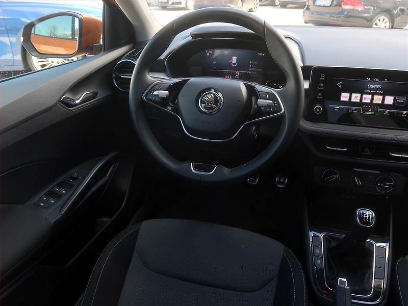 Škoda Fabia (2024) Selection 1.0 TSI, Serv.kniha - fotka 7 z 16