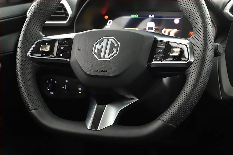 MG ZS (2025) 1.5 i, ELEGANCE, KAMERA - fotka 8 z 20