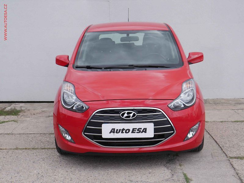 Hyundai ix20 (2019) 1.6i, 1.maj,ČR, servis.kniha - fotka 2 z 14