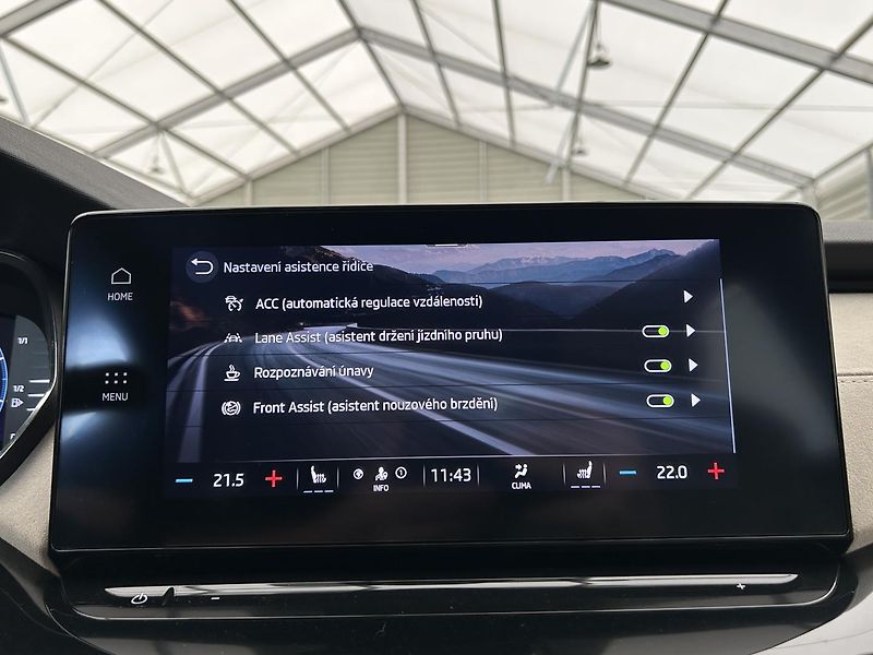 Škoda Octavia 1.0 TSI Style Plus - fotka 15 z 32