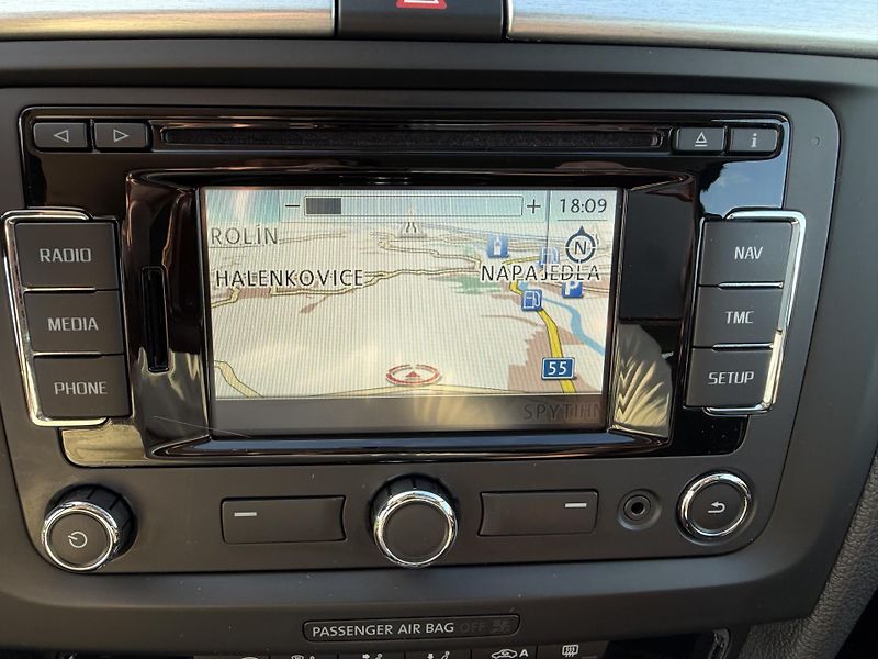 Škoda Superb (2014) 2,0TDI 125kW DSG ELEGANCE - fotka 56 z 81