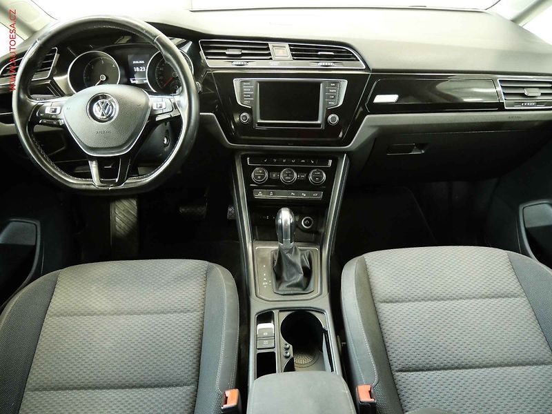 Volkswagen Touran (2016) 1.6TDi, Comfortline, DSG, LED - fotka 8 z 22
