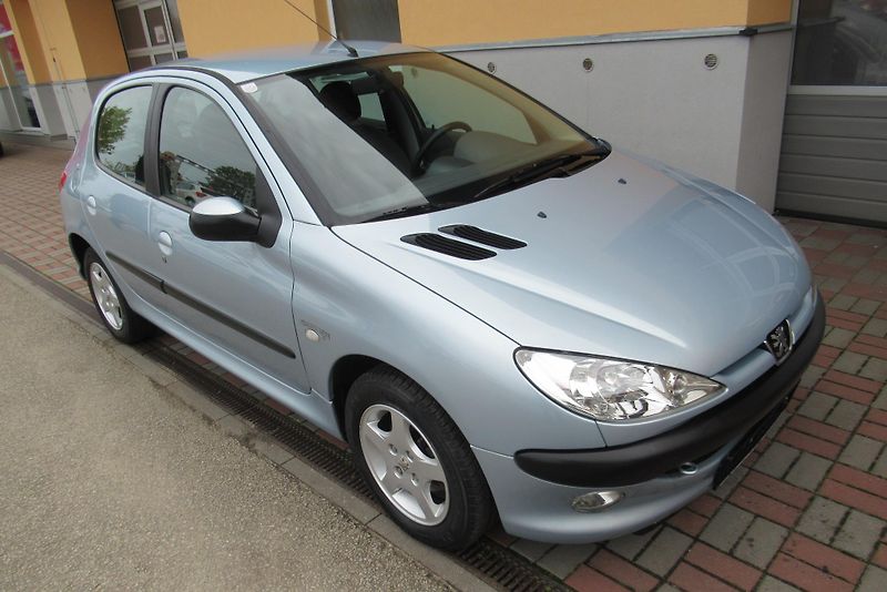 Peugeot 206 1.4 HDi KLIMA TOP STAV! - fotka 1 z 21