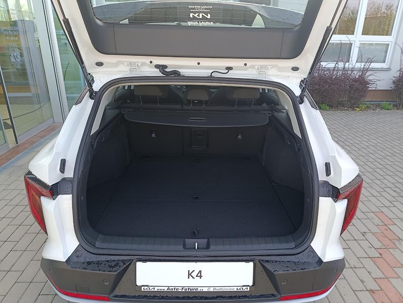 Kia K4 Sportswagon (2026) 1,0 T-GDi SPIN SW - fotka 4 z 7