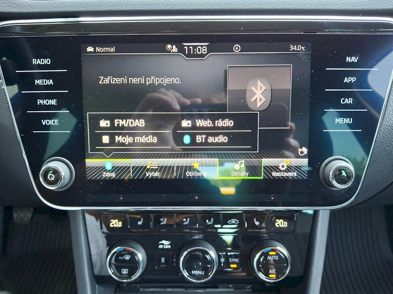Škoda Superb (2022) Style Plus Top 2,0TDi 110kW - fotka 23 z 35