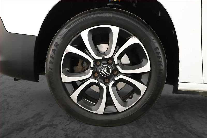 Citroën Berlingo (2018) Feel 1.5 BlueHDi, 5Míst, ČR - fotka 12 z 15