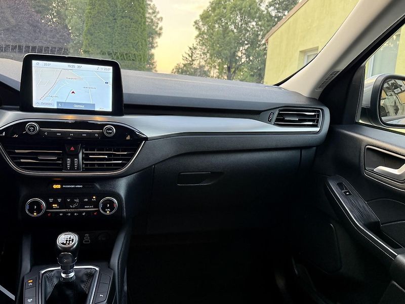 Ford Kuga (2023) 1,5EB 110kW TITANIUM TAŽNÉ ČR - fotka 7 z 18