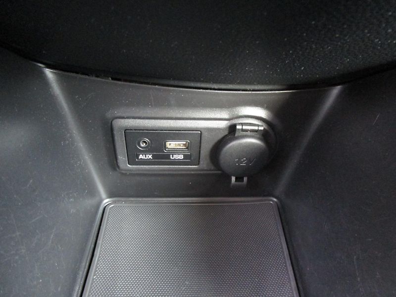 Hyundai ix20 1,4-66KW-KOUPEN V ČR - fotka 12 z 14