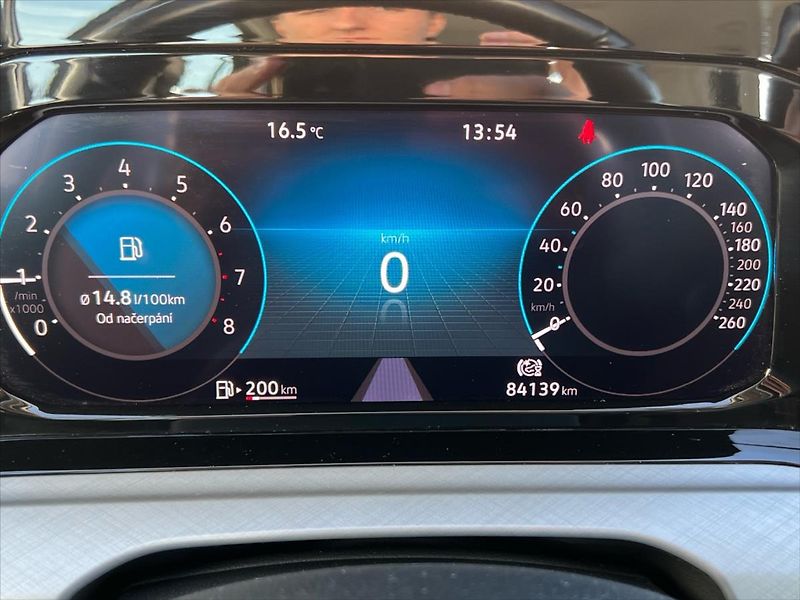 Volkswagen Golf 1,0 TSi 81kW LIFE  REZERVACE 8 - fotka 16 z 25