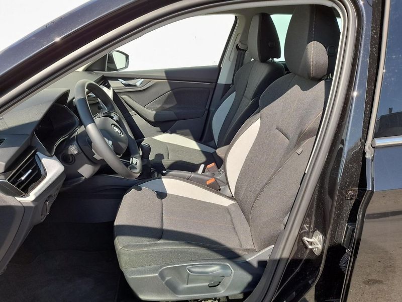 Škoda Scala Top Selection 1.0 TSI 85kW 6MP - fotka 13 z 20