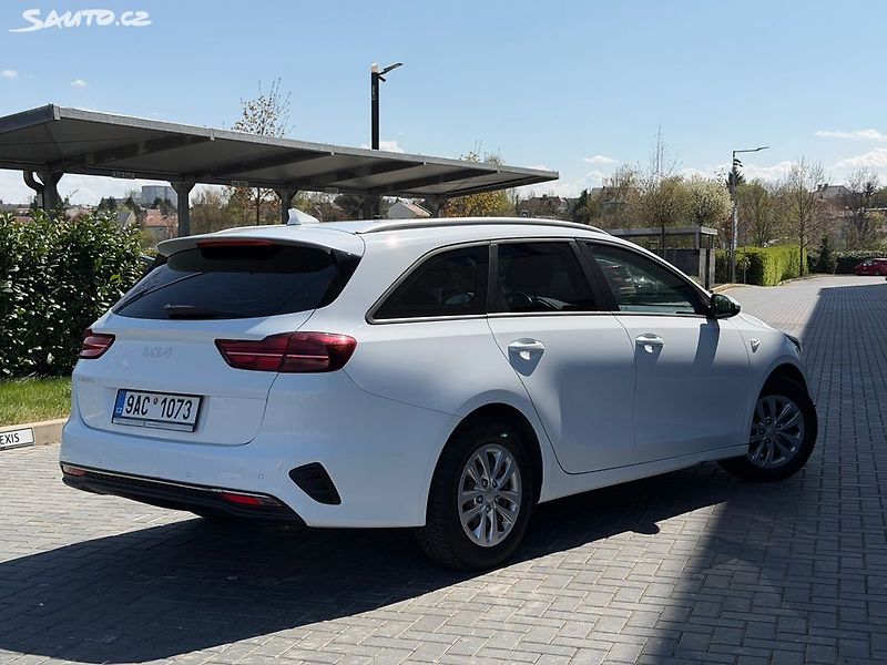 Kia Ceed (2022) 1.6 crdi 100 kW / facelift - fotka 4 z 18
