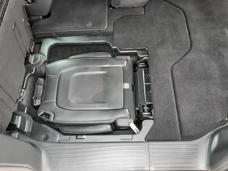 Chrysler Pacifica (2019) 3,6L SPORT, REZERVACE - fotka 17 z 48
