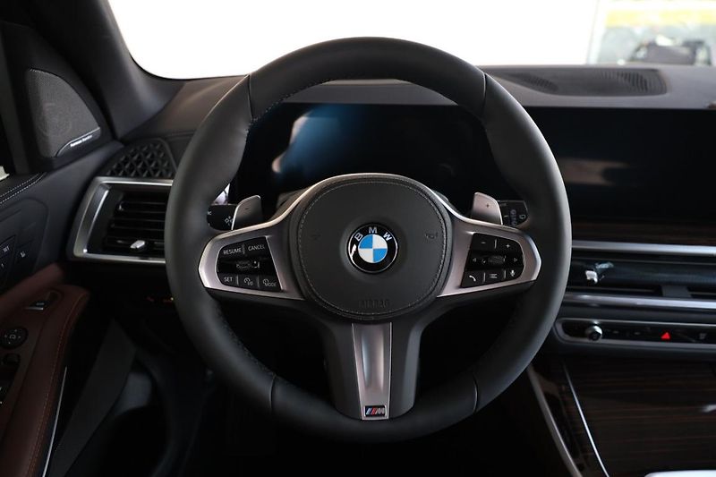 BMW X5 xDrive30d - fotka 10 z 18