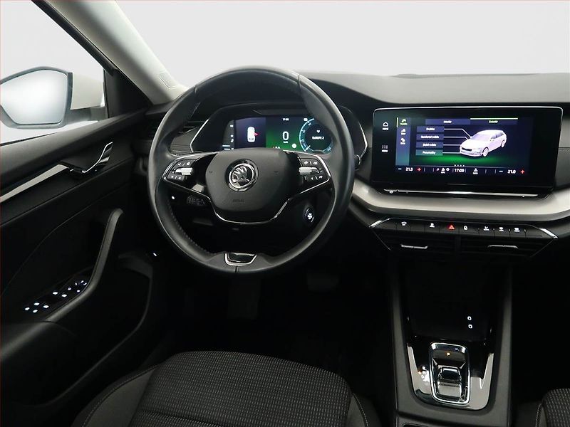 Škoda Octavia (2023) Ambition 2.0 TDI, digi klima - fotka 7 z 14
