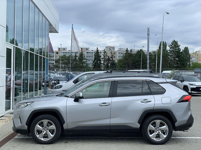 Toyota RAV4 COMFORT STYLE 2,0 129kW MAN6 - fotka 4 z 31