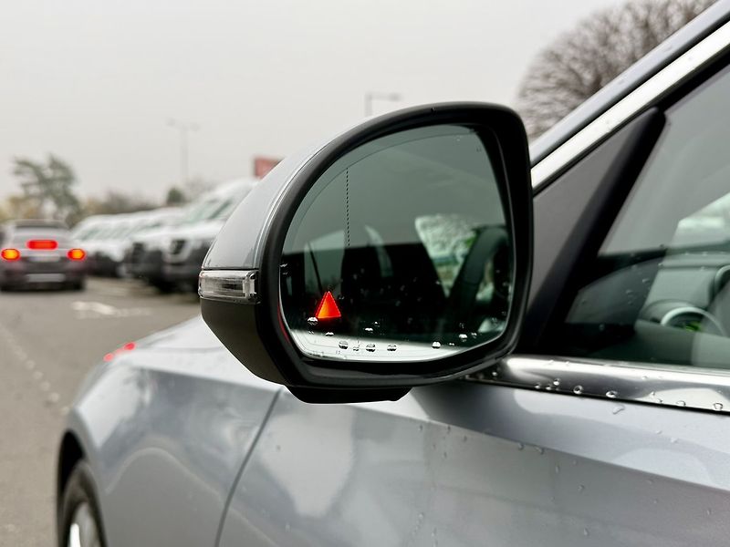 Mercedes-Benz Třídy C (2025) 220 d 4MATIC kombi - fotka 37 z 41