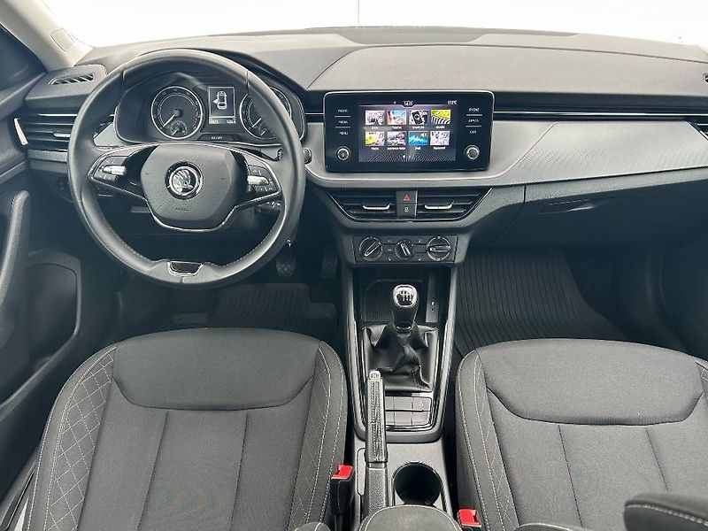 Škoda Scala Ambition 6MP 1,0TSI - fotka 10 z 22